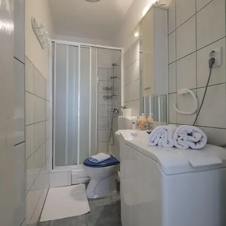 Appartement Filomena In The Center Komiža